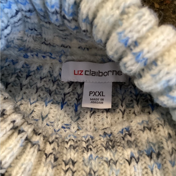 Liz Claiborne Turtleneck Sweater - Picture 5 of 6